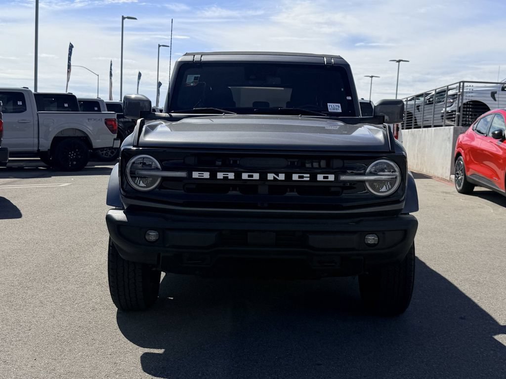 Used 2023 Ford Bronco Outer Banks AWD/4WD image 2