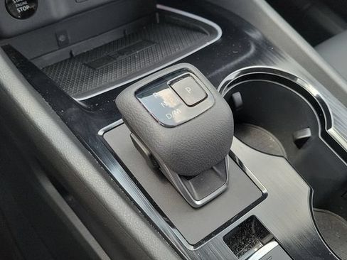 Certified 2025 Nissan Rogue SL w/ SL Premium Package FWD image 34
