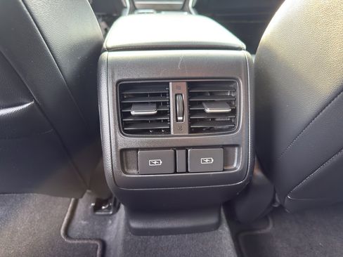 Used 2022 Honda Accord Touring image 32