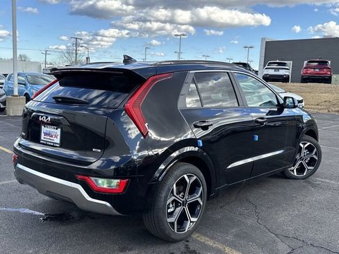 New 2025 Kia Niro EX Touring image 27
