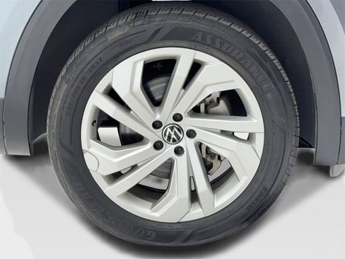 Used 2023 Volkswagen Atlas SE w/ Panoramic Sunroof Package image 52