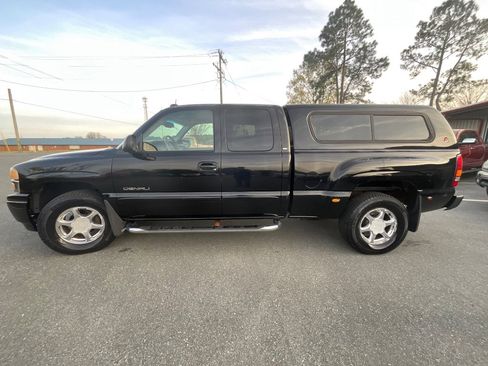Used 2003 GMC Sierra 1500 Denali image 7