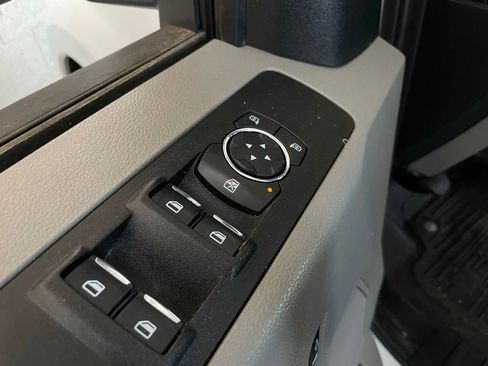 Used 2021 Ford F350 XLT image 36