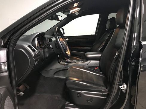 Used 2020 Jeep Grand Cherokee Laredo w/ Quick Order Package 2BN North AWD/4WD image 10