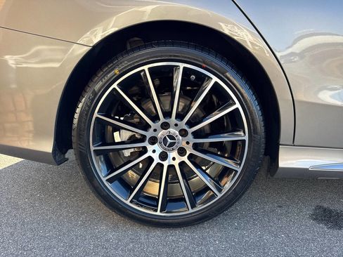 Used 2019 Mercedes-Benz C 300 Sedan image 28