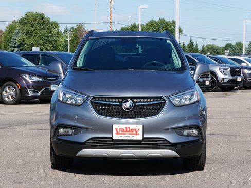 Used 2020 Buick Encore Sport Touring w/ Safety Package image 2