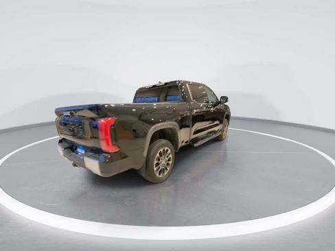 Used 2024 Toyota Tundra Limited image 8