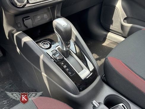 New 2025 Nissan Versa SR w/ Trunk Package image 16