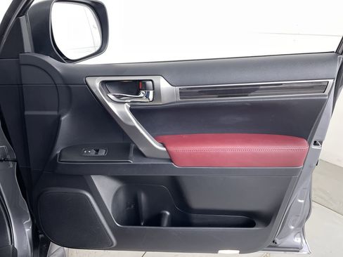 Used 2022 Lexus GX 460 Luxury w/ Sport Design Package image 26