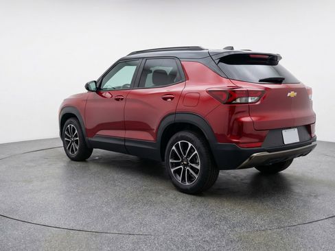 Used 2025 Chevrolet TrailBlazer LT image 6