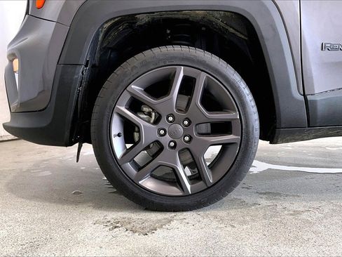 Used 2021 Jeep Renegade Latitude w/ Convenience Group image 6