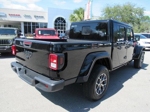 New 2026 Jeep Gladiator Sport AWD/4WD image 6