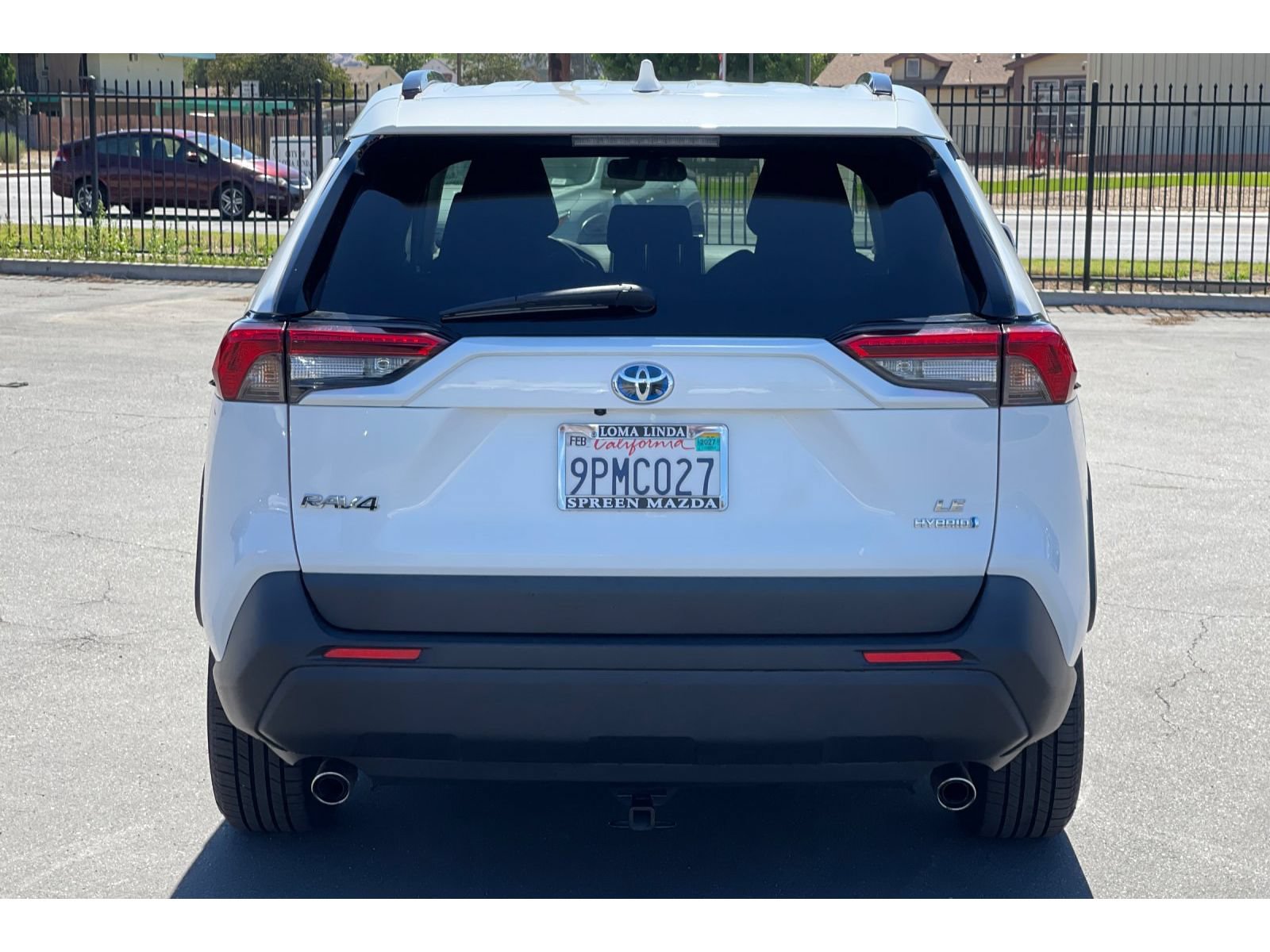 Used 2023 Toyota RAV4 LE AWD/4WD image 5