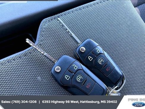 Certified 2019 Ford F150 XLT w/ Equipment Group 302A Luxury image 9