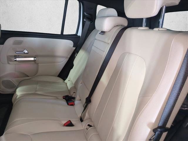 Used 2024 Mercedes-Benz EQB 250+ image 18