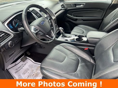 Used 2016 Ford Edge Titanium w/ Technology Package image 11