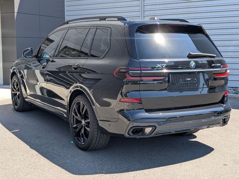Used 2023 BMW X7 xDrive40i w/ M Sport Package AWD/4WD image 7