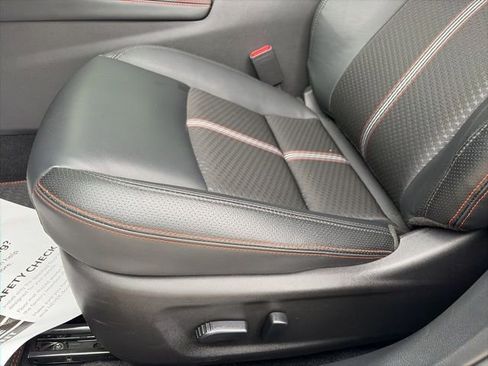 Certified 2025 Nissan Altima 2.5 SR image 10