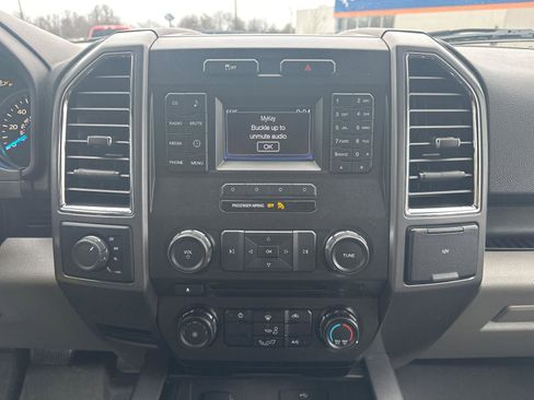 Used 2016 Ford F150 XLT image 7