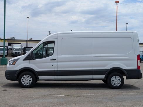 Used 2023 Ford E-Transit Medium Roof RWD image 5