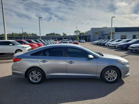 Used 2016 Hyundai Sonata SE image 4