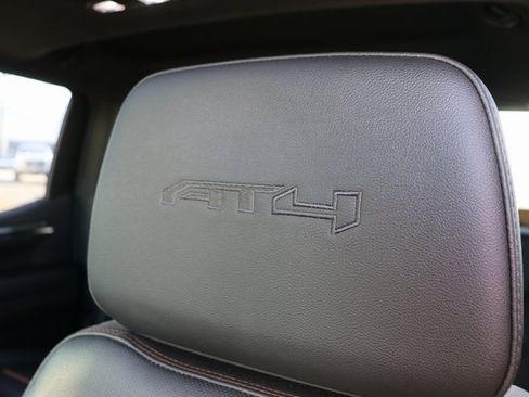 Used 2023 GMC Sierra 1500 AT4 w/ AT4 Premium Package image 17