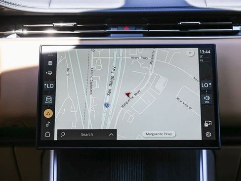 New 2025 Land Rover Range Rover Autobiography image 14