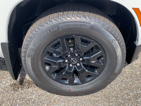 New 2026 Nissan Frontier SV w/ SV Convenience Package RWD image 8