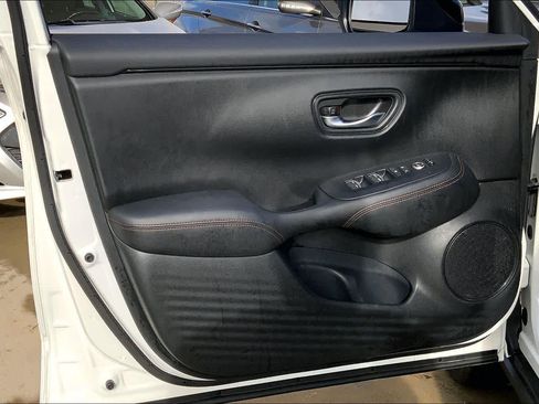 Used 2024 Honda HR-V Sport image 20