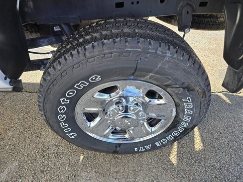 Used 2025 RAM 2500 Tradesman w/ Chrome Appearance Group image 7