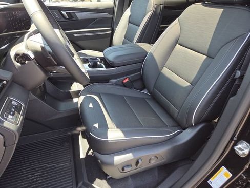 New 2026 Buick Enclave Sport Touring w/ Power Package FWD image 38