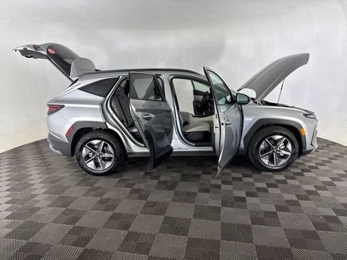 Used 2026 Hyundai Tucson SEL Plus FWD image 17