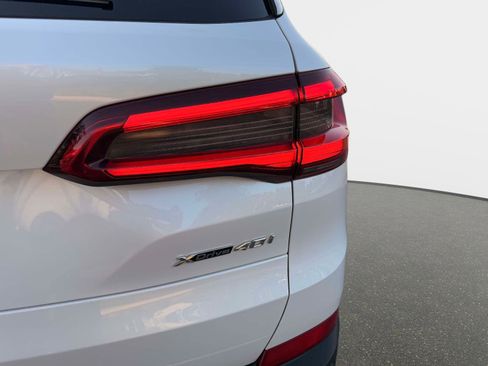 Used 2019 BMW X5 xDrive40i w/ Premium Package 2 AWD/4WD image 21