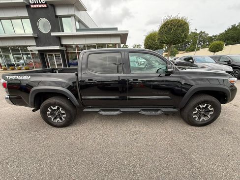 Used 2021 Toyota Tacoma TRD Off-Road AWD/4WD image 8