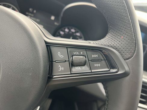 Used 2022 Alfa Romeo Stelvio Ti w/ Active Assist Plus Package image 27