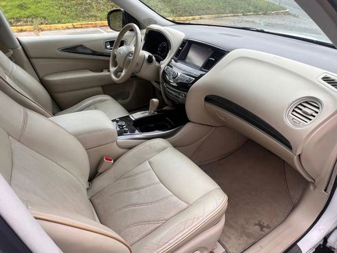 Used 2013 INFINITI JX35 AWD w/ Premium Pkg image 14