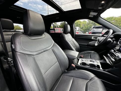 Certified 2023 Ford Explorer ST w/ Equipment Group 401A AWD/4WD image 35