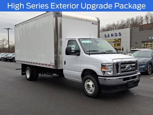 New 2025 Ford E-450 and Econoline 450 Super Duty w/ Driver's Safety Package image 2