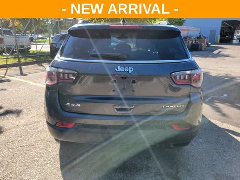 Used 2019 Jeep Compass Limited AWD/4WD image 4
