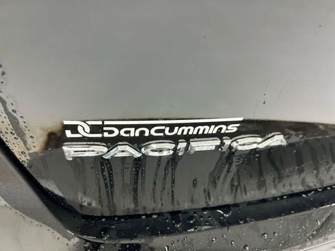 New 2026 Chrysler Pacifica Limited FWD image 28