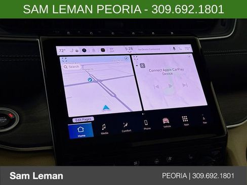 New 2025 Jeep Grand Cherokee Limited w/ Luxury Tech Group II image 15