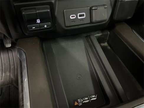 Certified 2023 GMC Sierra 2500 Denali w/ Denali Ultimate Package image 35