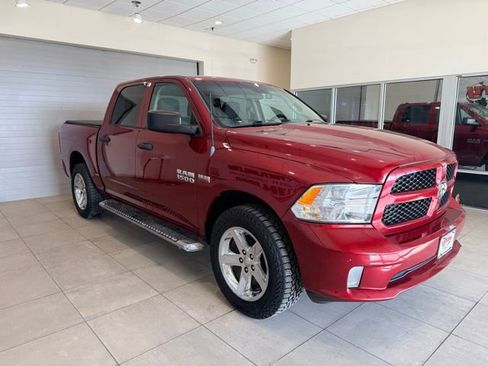 Used 2014 RAM 1500 Express image 3