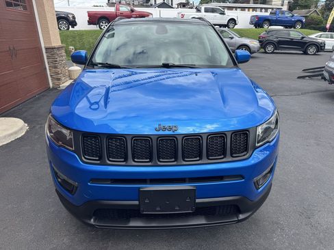 Used 2019 Jeep Compass Latitude AWD/4WD image 3