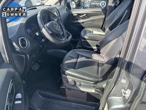 Used 2019 Mercedes-Benz Metris Passenger image 22