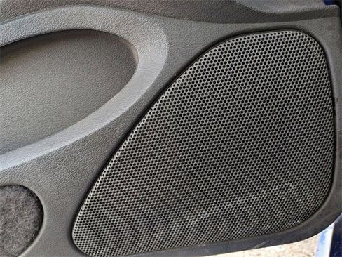 Used 2004 Ford Mustang V6 image 14