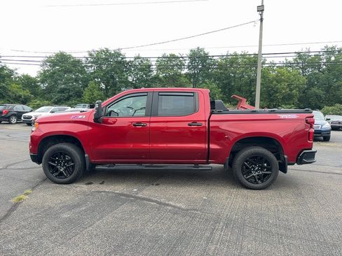 Used 2023 Chevrolet Silverado 1500 LT Trail Boss w/ Convenience Package II AWD/4WD image 8