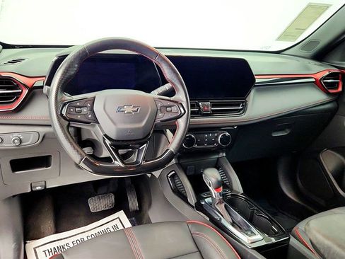 Used 2024 Chevrolet TrailBlazer RS image 12