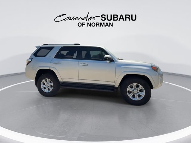 Used 2022 Toyota 4Runner SR5 Premium AWD/4WD image 2