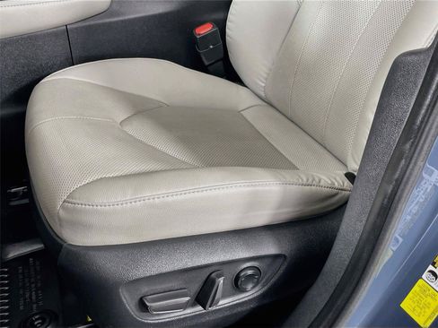 Used 2024 Toyota Grand Highlander AWD image 20